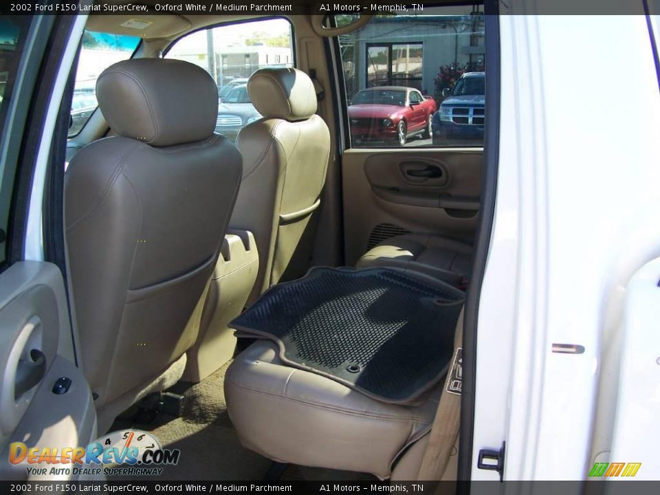 2002 Ford F150 Lariat SuperCrew Oxford White / Medium Parchment Photo #9