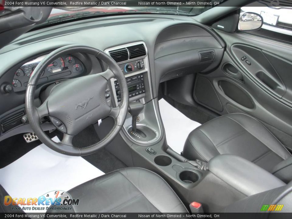 2004 Ford Mustang V6 Convertible Redfire Metallic / Dark Charcoal Photo #15