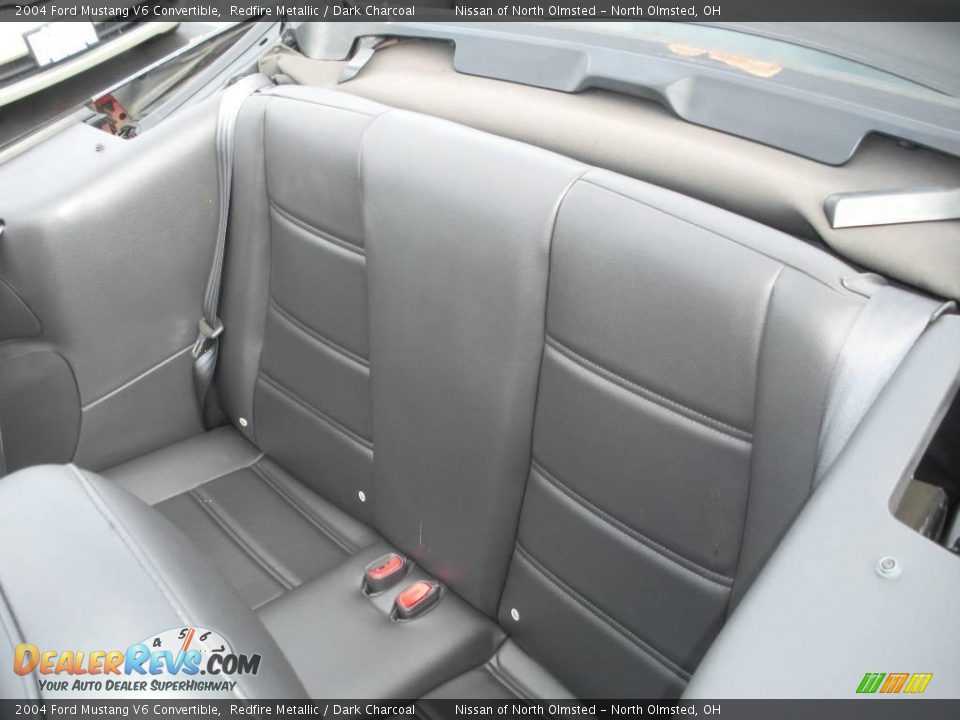 2004 Ford Mustang V6 Convertible Redfire Metallic / Dark Charcoal Photo #22
