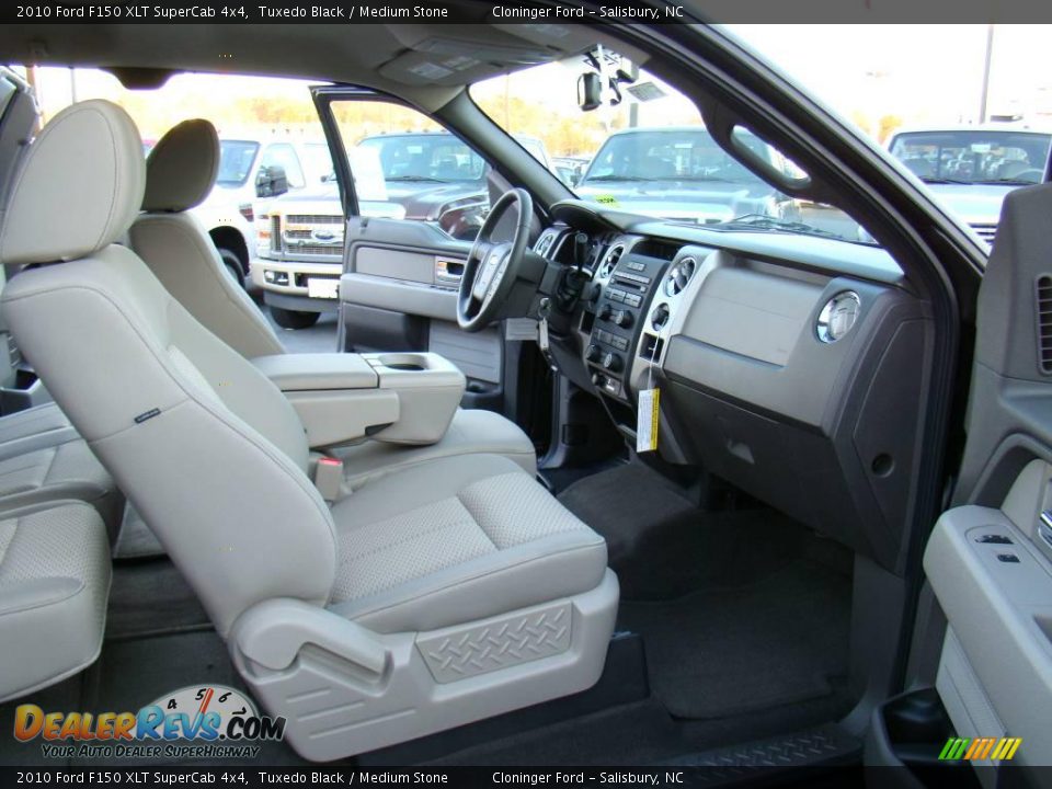 2010 Ford F150 XLT SuperCab 4x4 Tuxedo Black / Medium Stone Photo #11