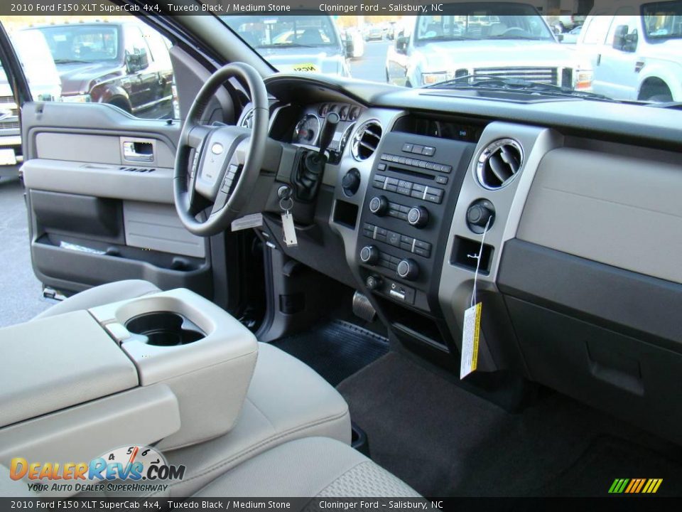 2010 Ford F150 XLT SuperCab 4x4 Tuxedo Black / Medium Stone Photo #13