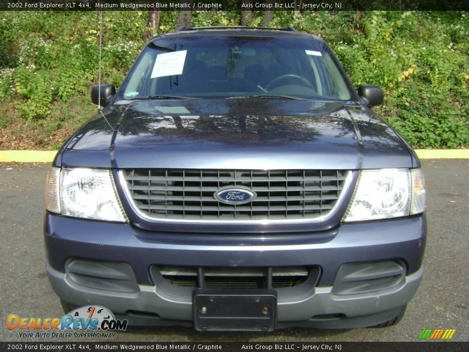 2002 Ford Explorer XLT 4x4 Medium Wedgewood Blue Metallic / Graphite Photo #4