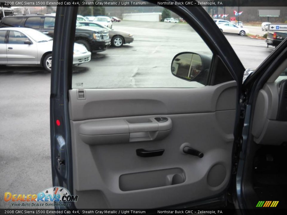 2008 GMC Sierra 1500 Extended Cab 4x4 Stealth Gray Metallic / Light Titanium Photo #6