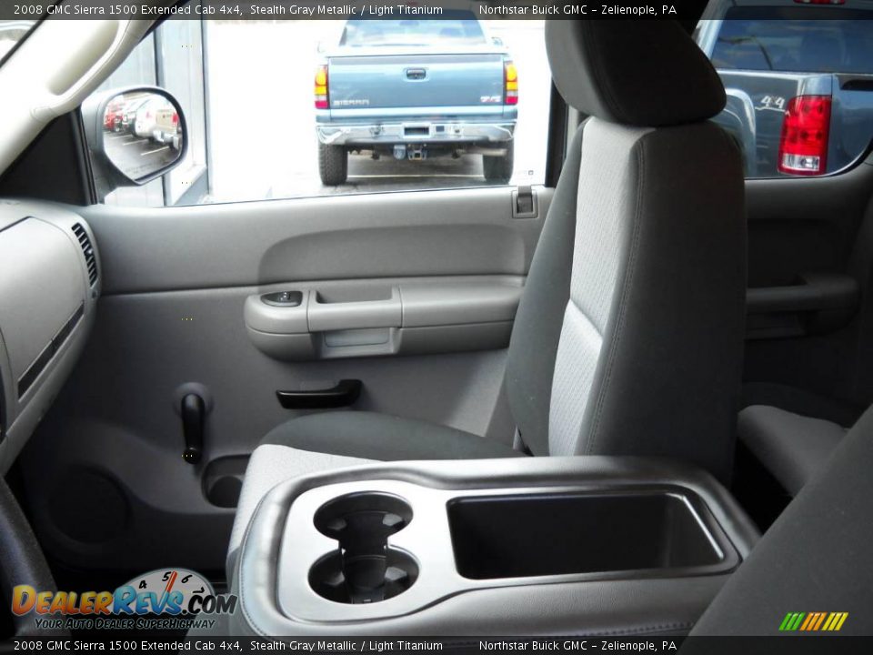 2008 GMC Sierra 1500 Extended Cab 4x4 Stealth Gray Metallic / Light Titanium Photo #8