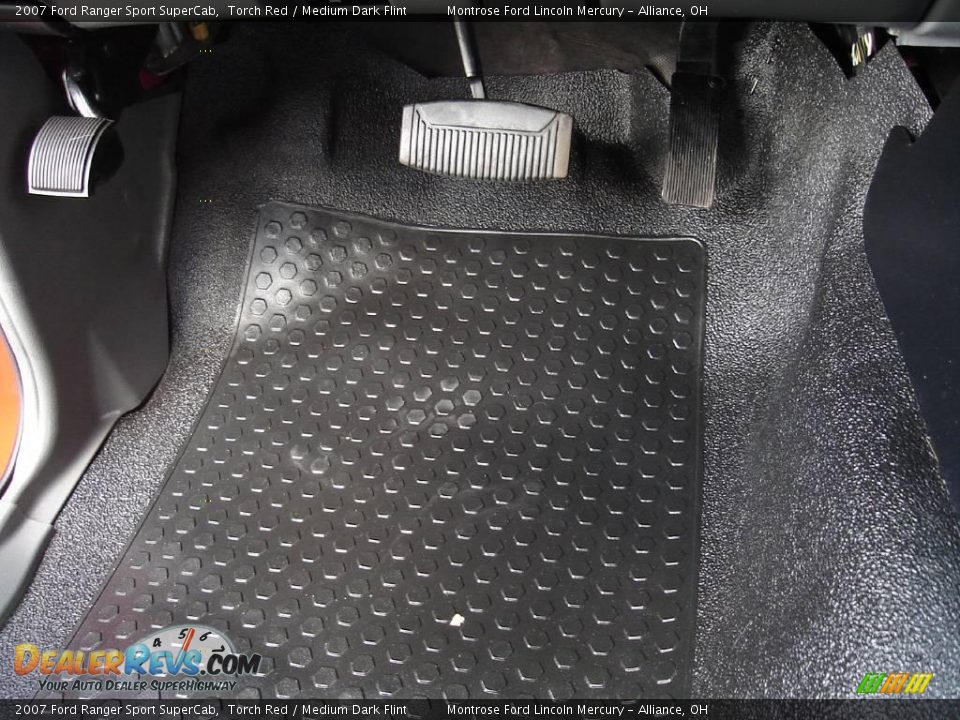 2007 Ford Ranger Sport SuperCab Torch Red / Medium Dark Flint Photo #33