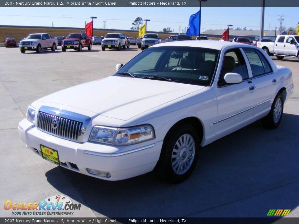 2007 Mercury Grand Marquis LS Vibrant White / Light Camel Photo #1