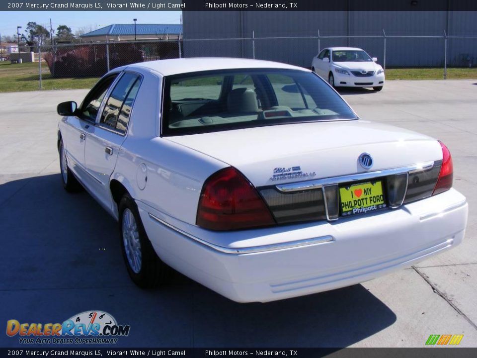 2007 Mercury Grand Marquis LS Vibrant White / Light Camel Photo #8