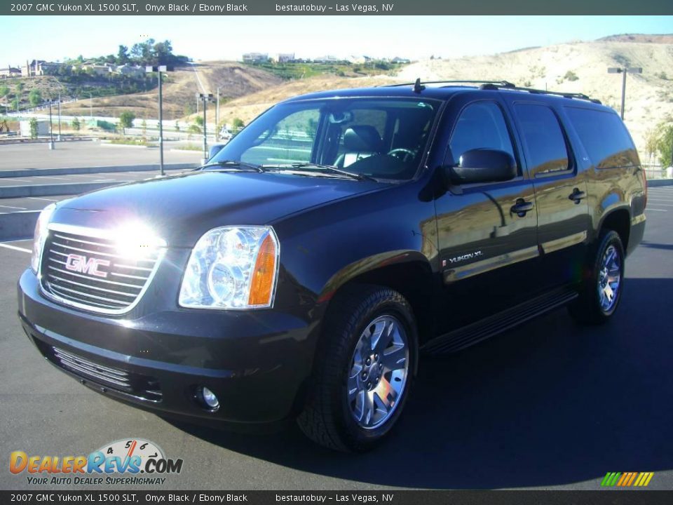 2007 GMC Yukon XL 1500 SLT Onyx Black / Ebony Black Photo #2