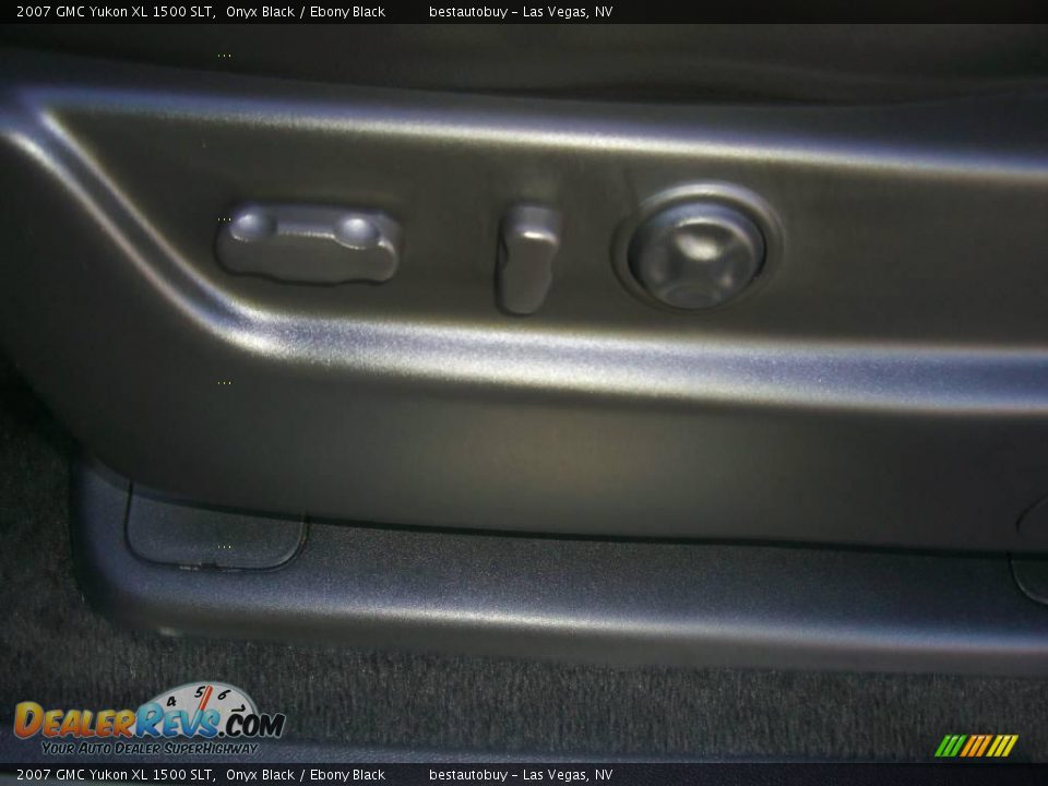 2007 GMC Yukon XL 1500 SLT Onyx Black / Ebony Black Photo #29