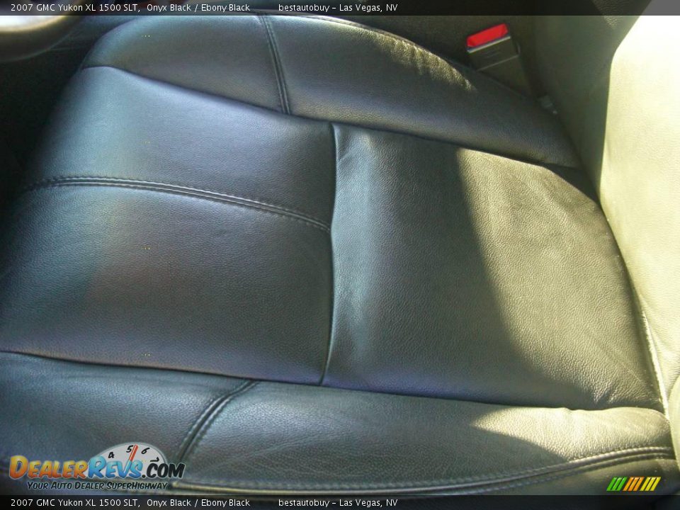 2007 GMC Yukon XL 1500 SLT Onyx Black / Ebony Black Photo #32