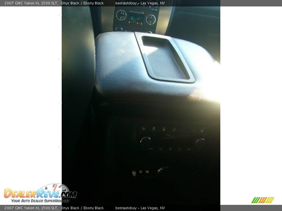 2007 GMC Yukon XL 1500 SLT Onyx Black / Ebony Black Photo #34