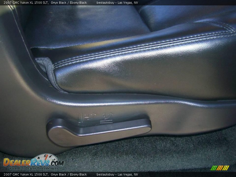 2007 GMC Yukon XL 1500 SLT Onyx Black / Ebony Black Photo #36