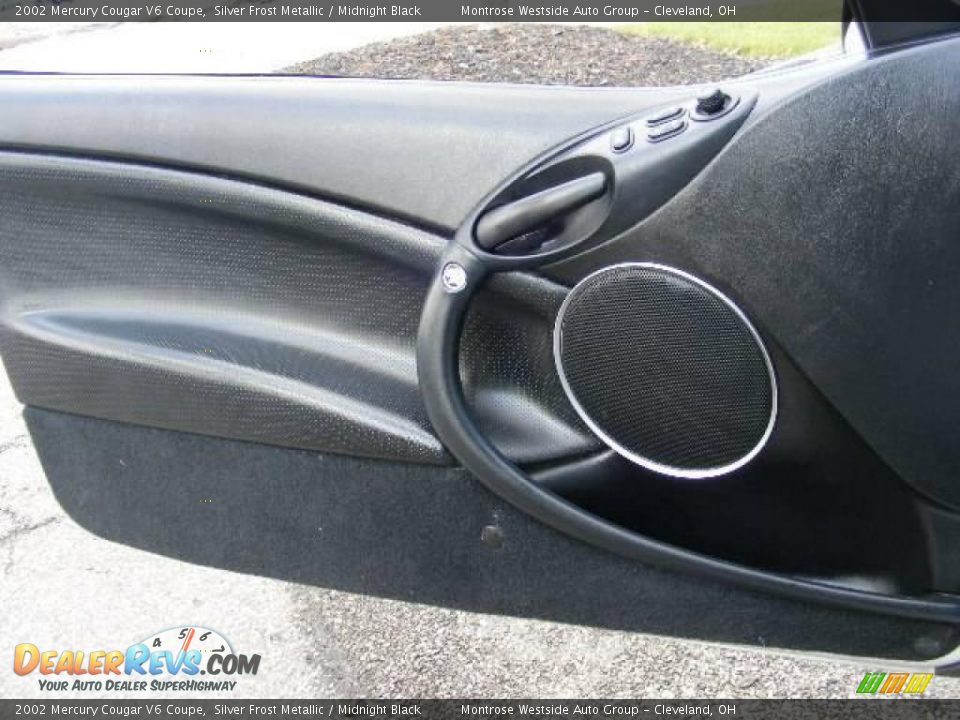 2002 Mercury Cougar V6 Coupe Silver Frost Metallic / Midnight Black Photo #24