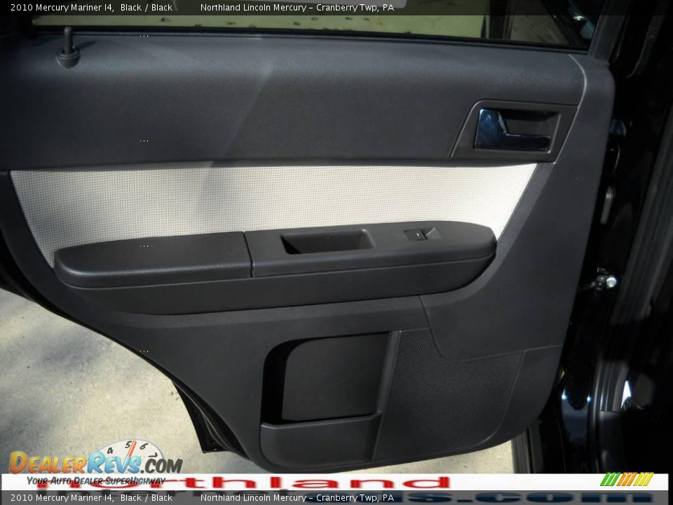 2010 Mercury Mariner I4 Black / Black Photo #10