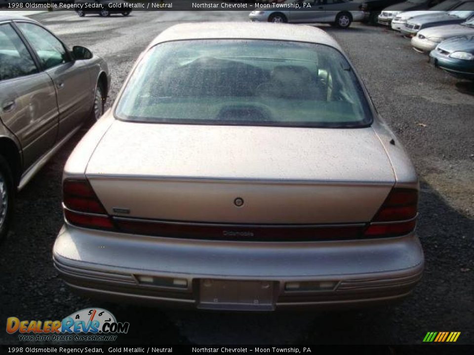 1998 Oldsmobile Regency Sedan Gold Metallic / Neutral Photo #3