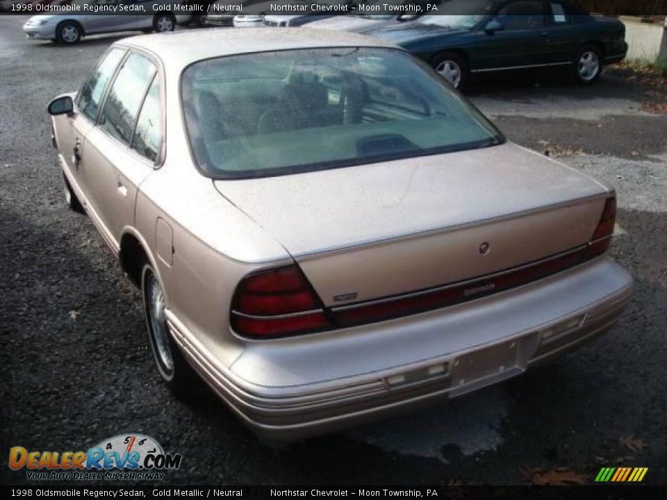 1998 Oldsmobile Regency Sedan Gold Metallic / Neutral Photo #4