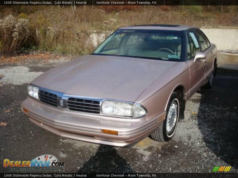 1998 Oldsmobile Regency Sedan Gold Metallic / Neutral Photo #5