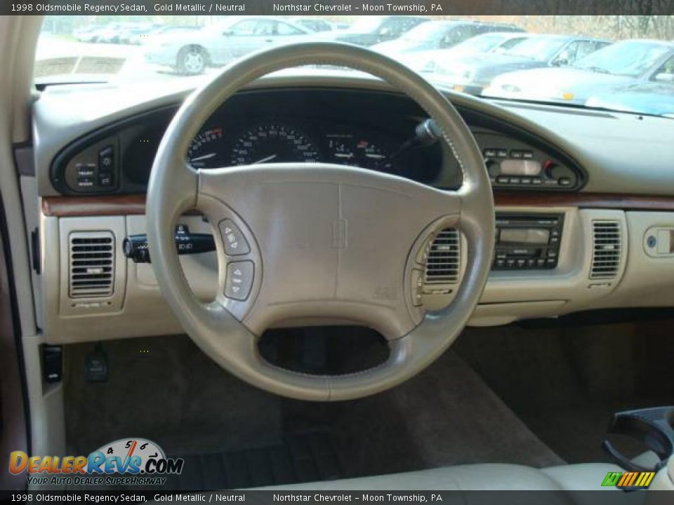 1998 Oldsmobile Regency Sedan Gold Metallic / Neutral Photo #10