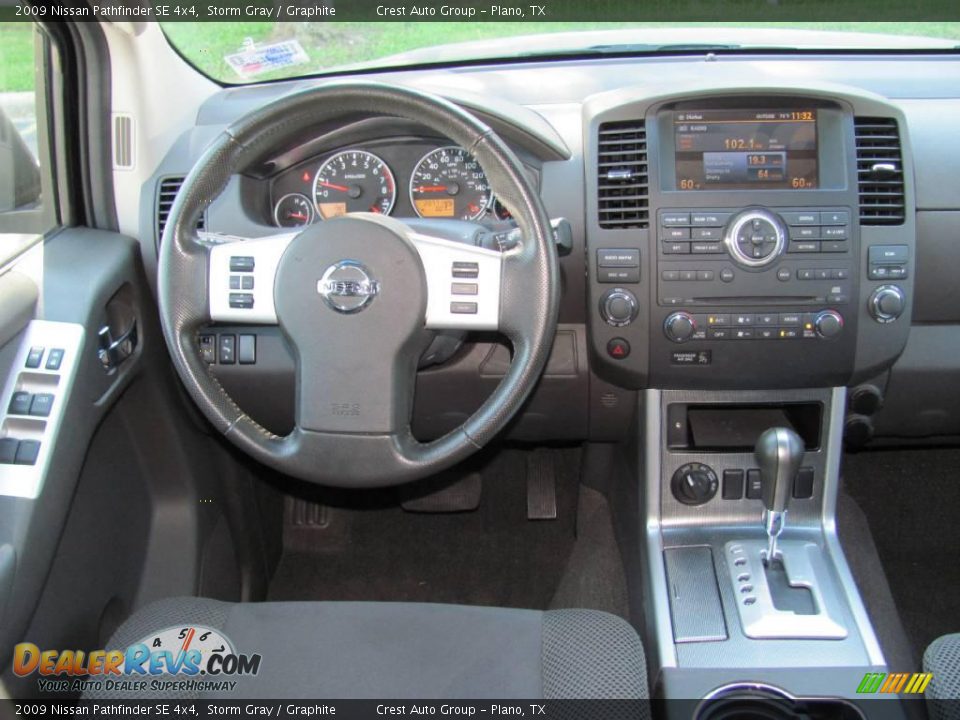 2009 Nissan Pathfinder SE 4x4 Storm Gray / Graphite Photo #13