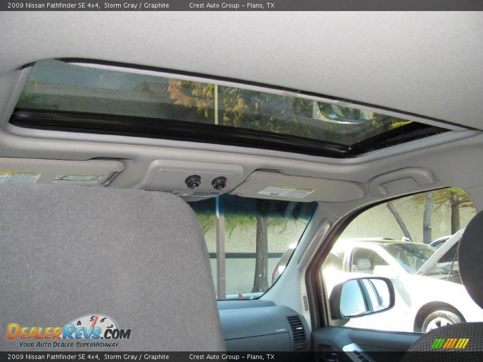2009 Nissan Pathfinder SE 4x4 Storm Gray / Graphite Photo #16