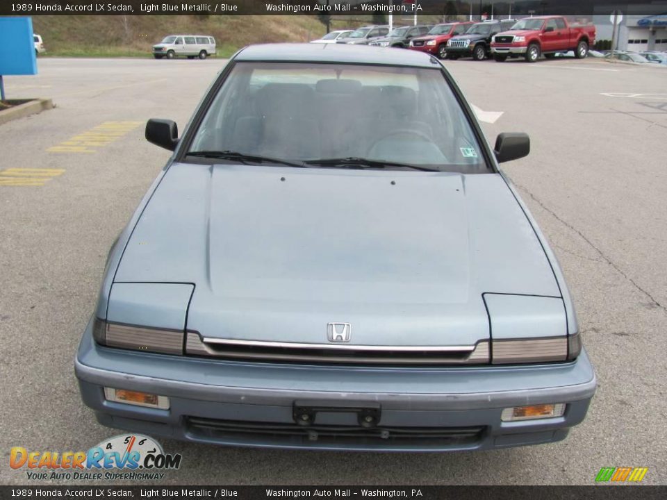 1989 Honda Accord LX Sedan Light Blue Metallic / Blue Photo #10