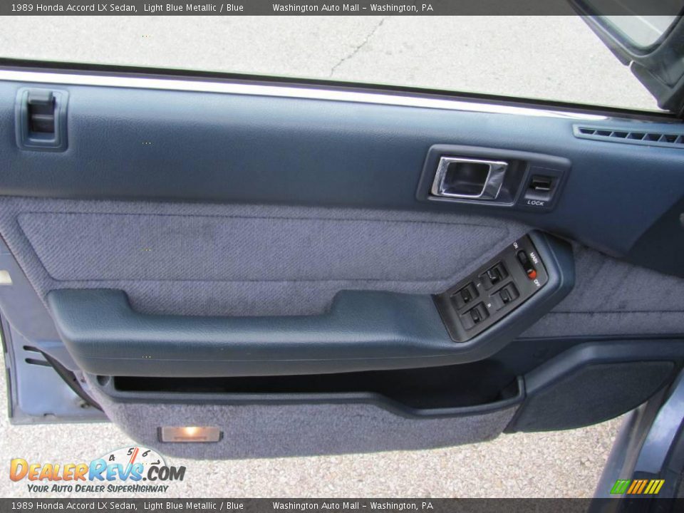 1989 Honda Accord LX Sedan Light Blue Metallic / Blue Photo #12
