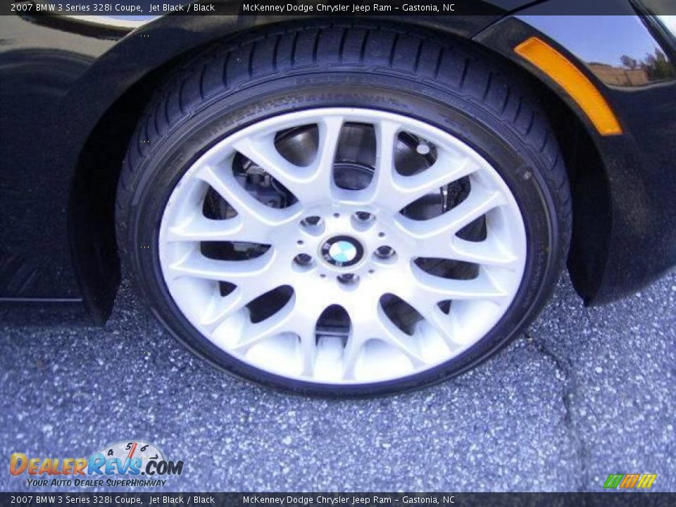 2007 BMW 3 Series 328i Coupe Jet Black / Black Photo #17