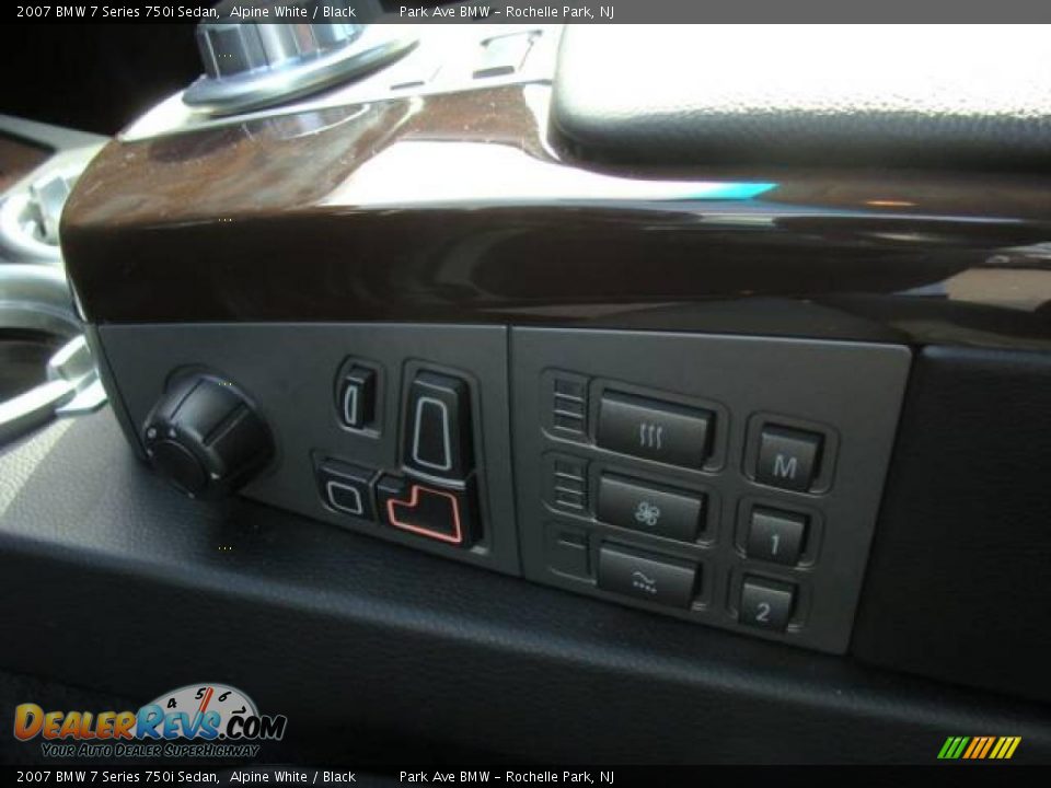 2007 BMW 7 Series 750i Sedan Alpine White / Black Photo #11