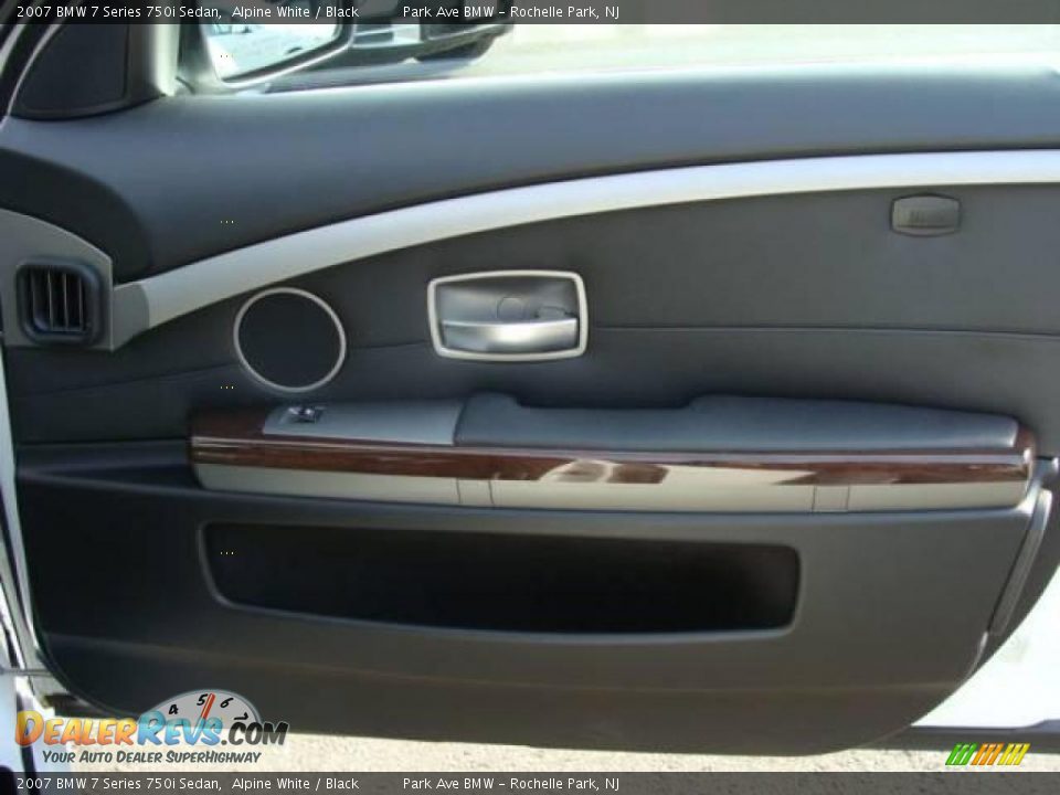 2007 BMW 7 Series 750i Sedan Alpine White / Black Photo #21