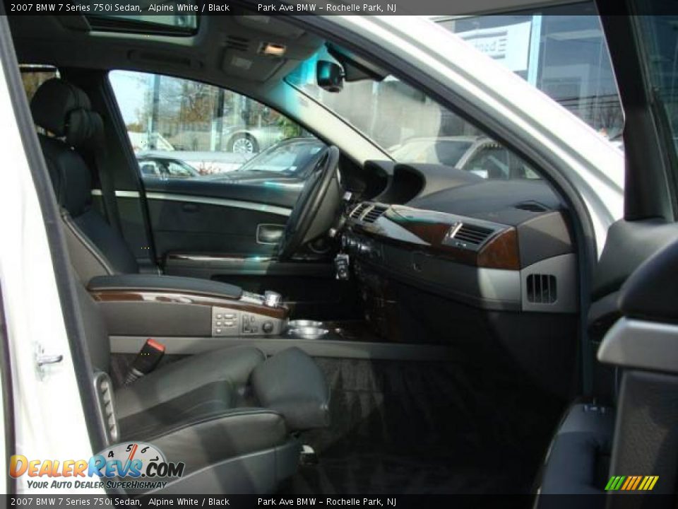 2007 BMW 7 Series 750i Sedan Alpine White / Black Photo #22