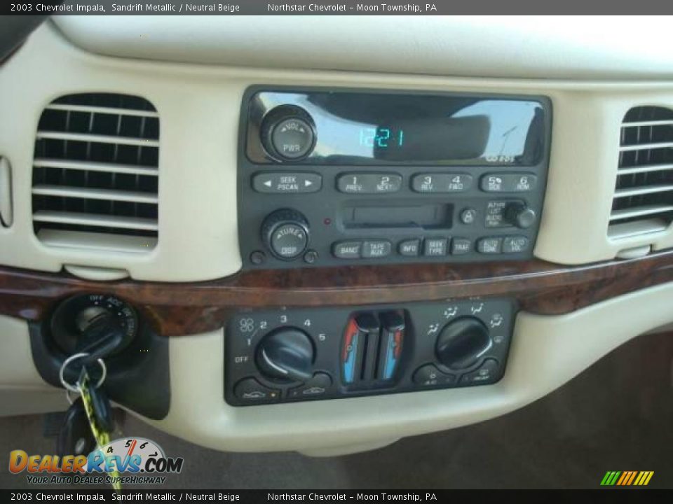 2003 Chevrolet Impala Sandrift Metallic / Neutral Beige Photo #18