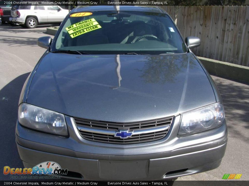 2004 Chevrolet Impala Medium Gray Metallic / Medium Gray Photo #2