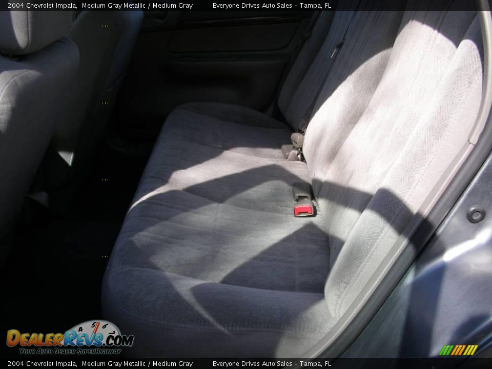 2004 Chevrolet Impala Medium Gray Metallic / Medium Gray Photo #18