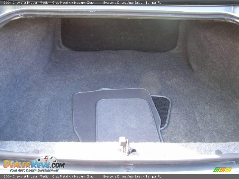 2004 Chevrolet Impala Medium Gray Metallic / Medium Gray Photo #19