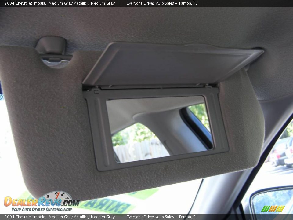 2004 Chevrolet Impala Medium Gray Metallic / Medium Gray Photo #20