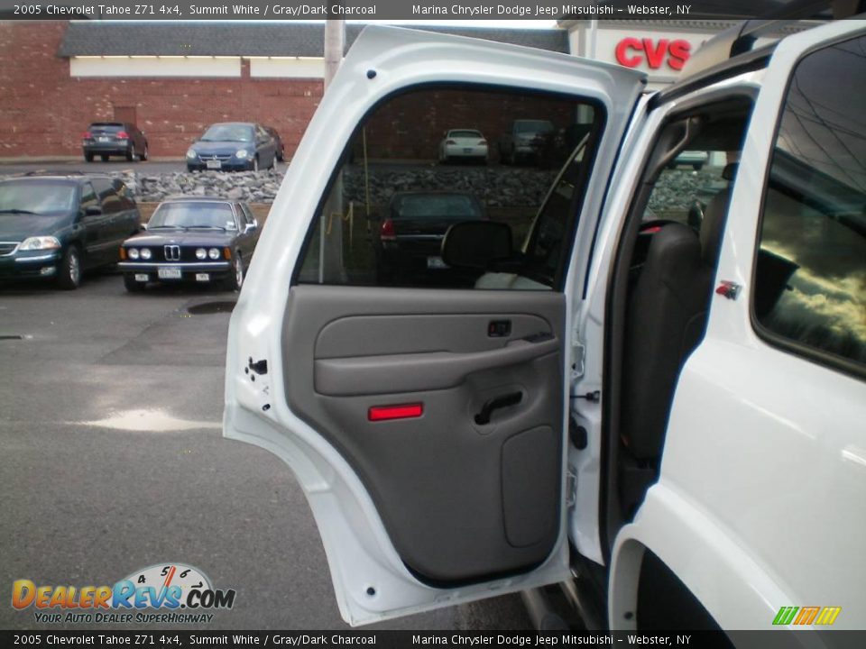 2005 Chevrolet Tahoe Z71 4x4 Summit White / Gray/Dark Charcoal Photo #19