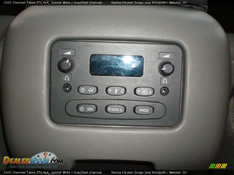 2005 Chevrolet Tahoe Z71 4x4 Summit White / Gray/Dark Charcoal Photo #27