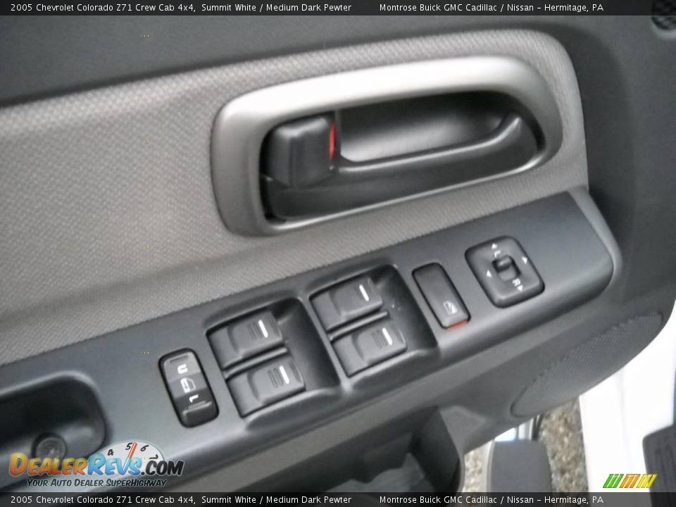 2005 Chevrolet Colorado Z71 Crew Cab 4x4 Summit White / Medium Dark Pewter Photo #26