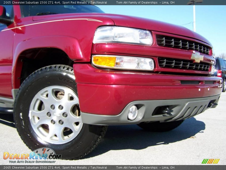 2005 Chevrolet Suburban 1500 Z71 4x4 Sport Red Metallic / Tan/Neutral Photo #2