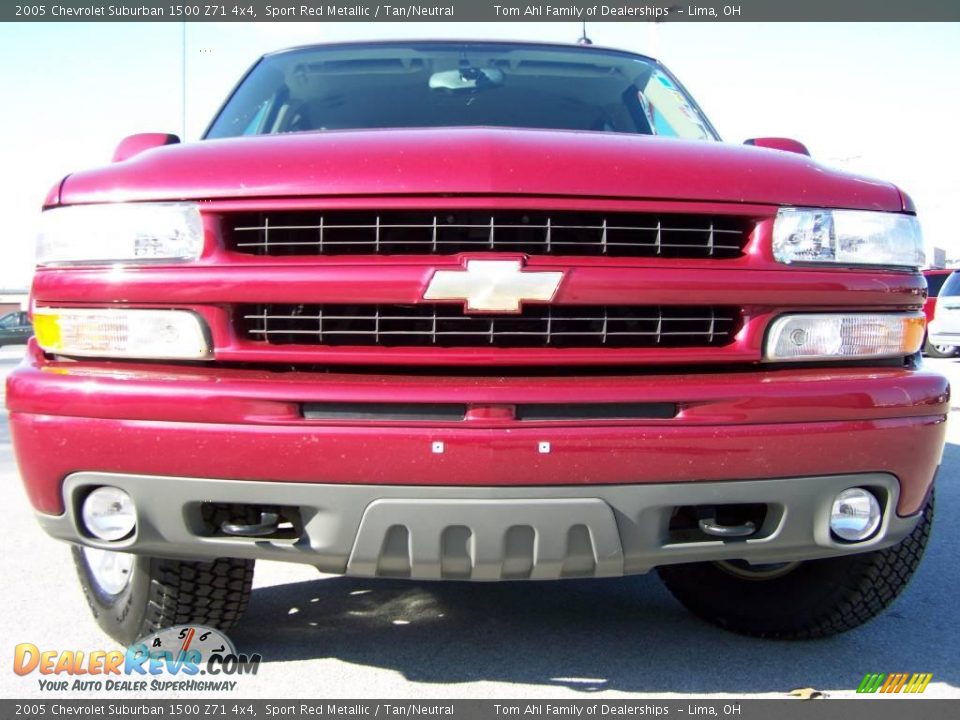 2005 Chevrolet Suburban 1500 Z71 4x4 Sport Red Metallic / Tan/Neutral Photo #3