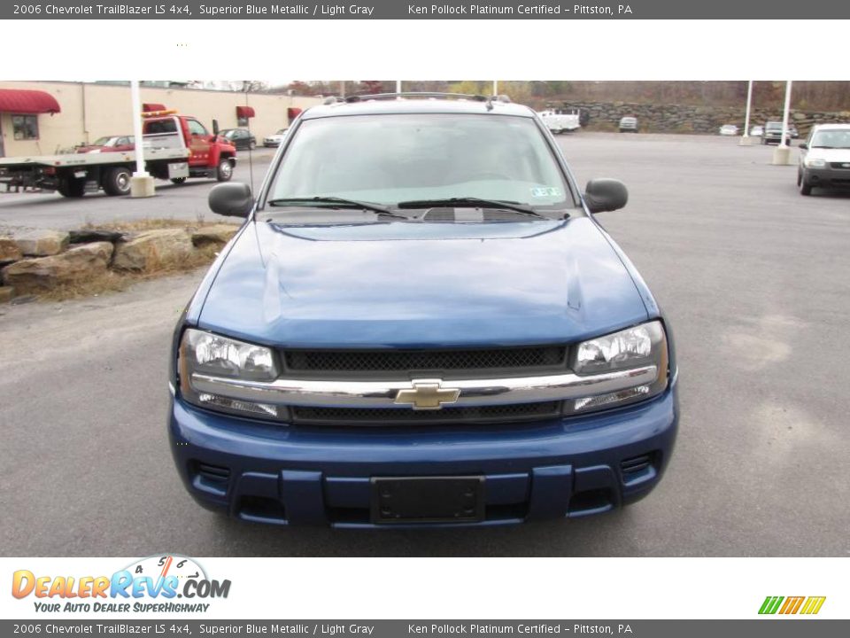 2006 Chevrolet TrailBlazer LS 4x4 Superior Blue Metallic / Light Gray Photo #3