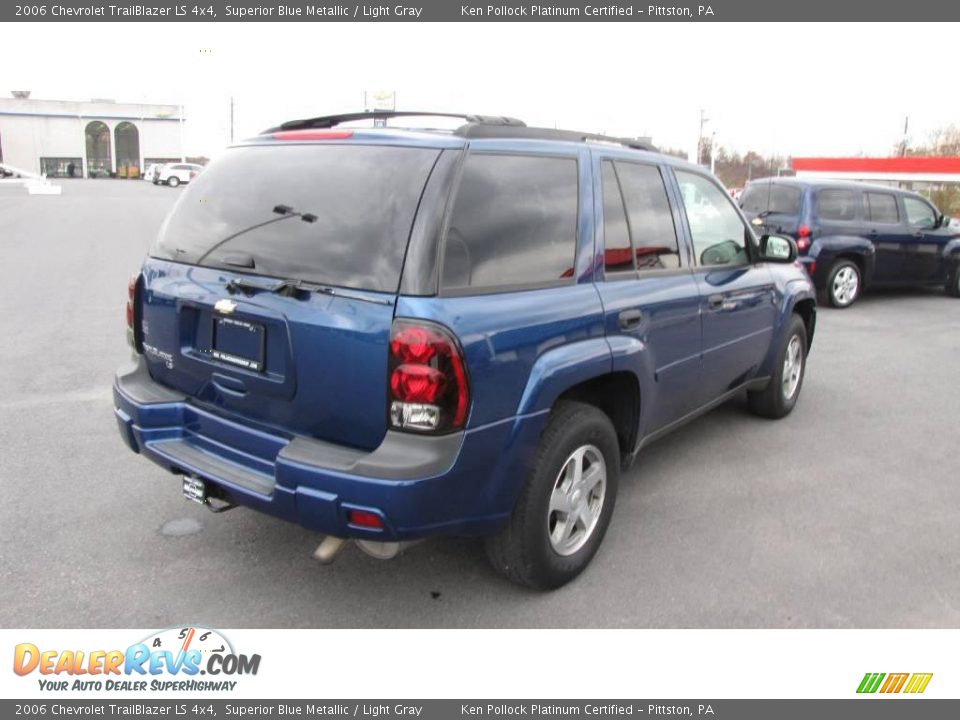 2006 Chevrolet TrailBlazer LS 4x4 Superior Blue Metallic / Light Gray Photo #6