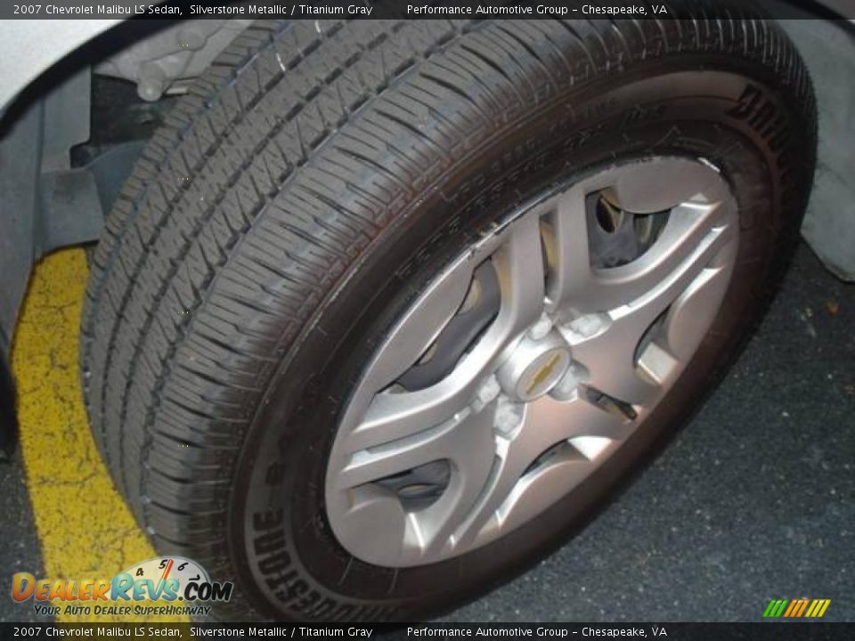 2007 Chevrolet Malibu LS Sedan Silverstone Metallic / Titanium Gray Photo #21