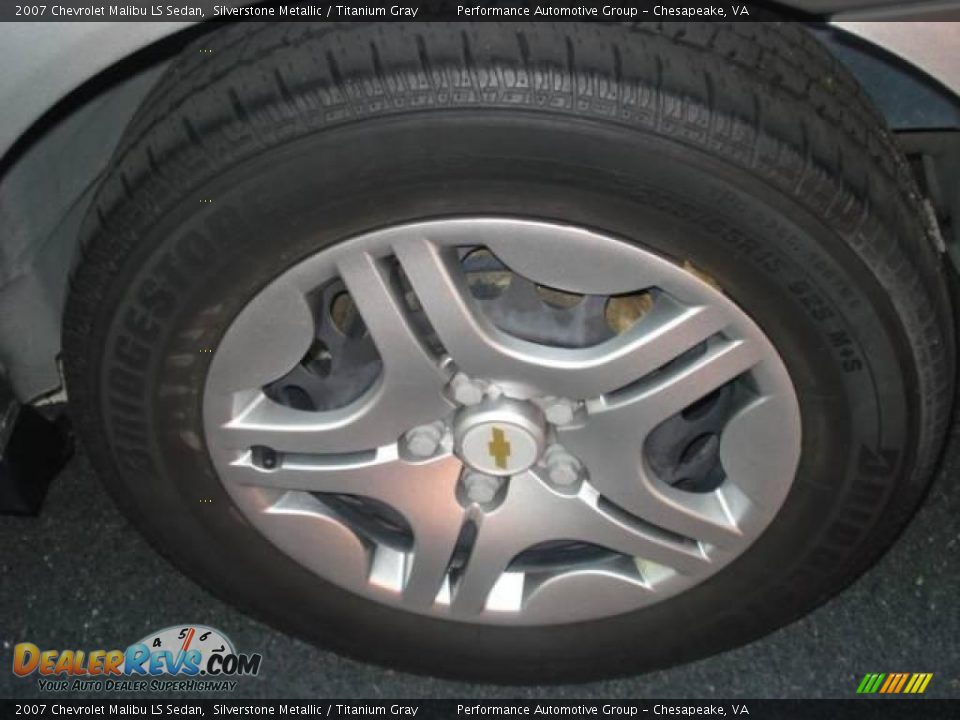 2007 Chevrolet Malibu LS Sedan Silverstone Metallic / Titanium Gray Photo #23