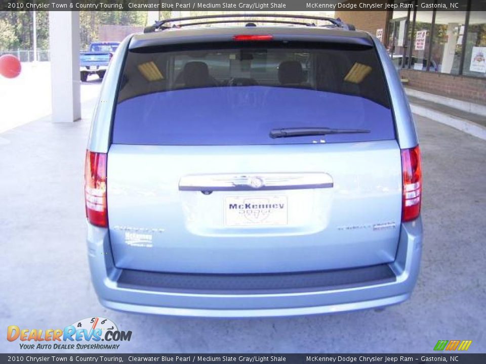2010 Chrysler Town & Country Touring Clearwater Blue Pearl / Medium Slate Gray/Light Shale Photo #4