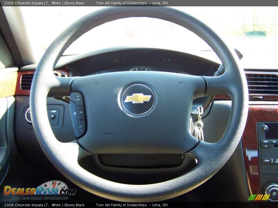 2008 Chevrolet Impala LT White / Ebony Black Photo #16
