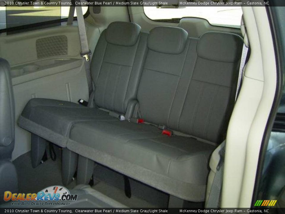 2010 Chrysler Town & Country Touring Clearwater Blue Pearl / Medium Slate Gray/Light Shale Photo #11