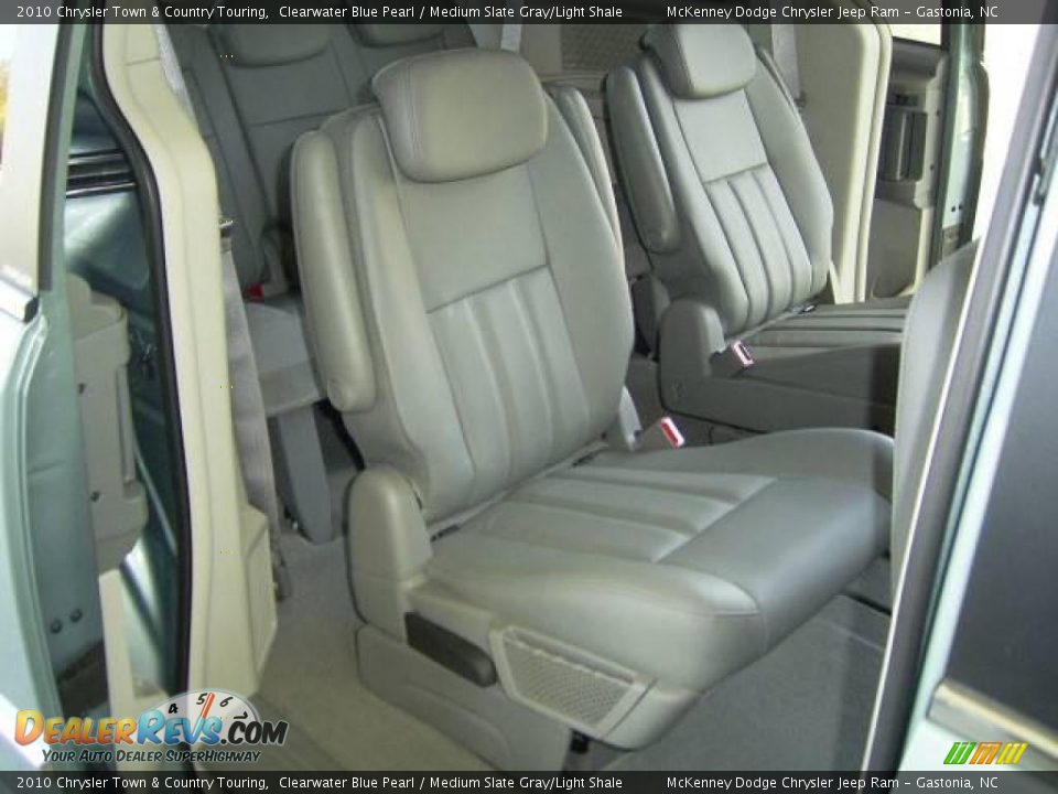 2010 Chrysler Town & Country Touring Clearwater Blue Pearl / Medium Slate Gray/Light Shale Photo #13