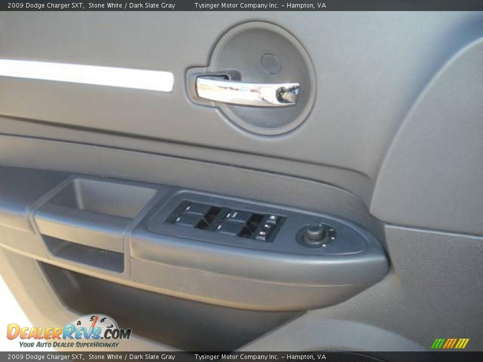 2009 Dodge Charger SXT Stone White / Dark Slate Gray Photo #13