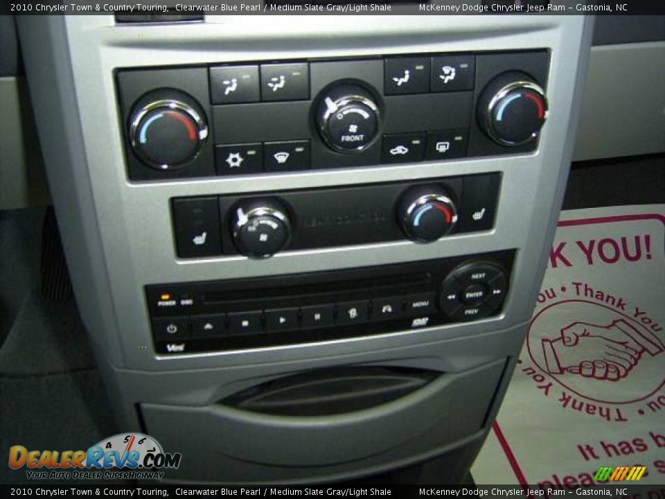 2010 Chrysler Town & Country Touring Clearwater Blue Pearl / Medium Slate Gray/Light Shale Photo #24
